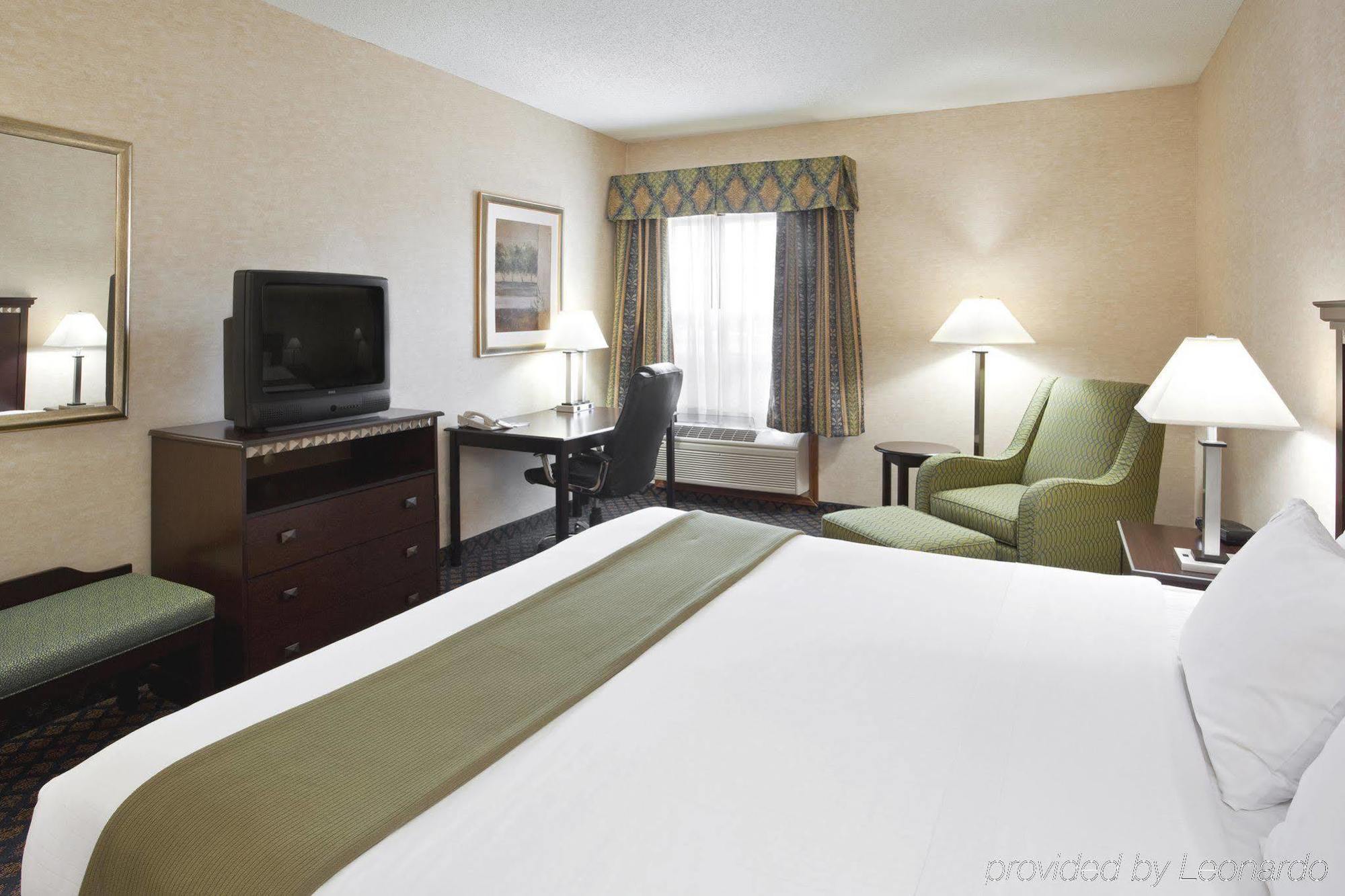 Holiday Inn Express Hotel & Suites Delaware-Columbus Area, An Ihg Hotel Sunbury Екстериор снимка